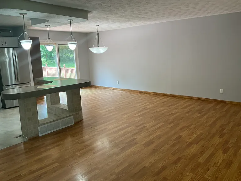 3732 Maplecrest Ave — Photo 19