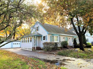 10 Maple St, Brunswick, ME 04011