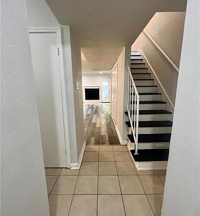 2nd image of 122 Sandra Del Mar Dr #122