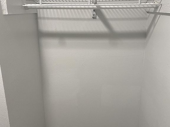 3rd image of 213 Camelot Dr #1