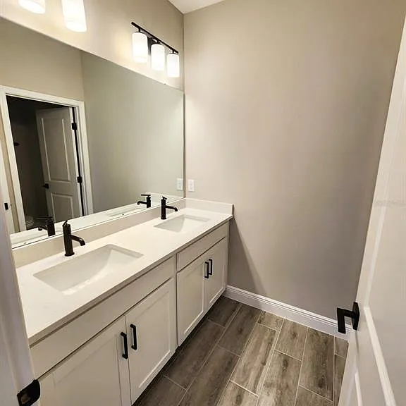 18435 Mowry Ct — Photo 30
