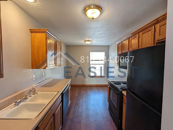 5th image of 929 Bunting Ln