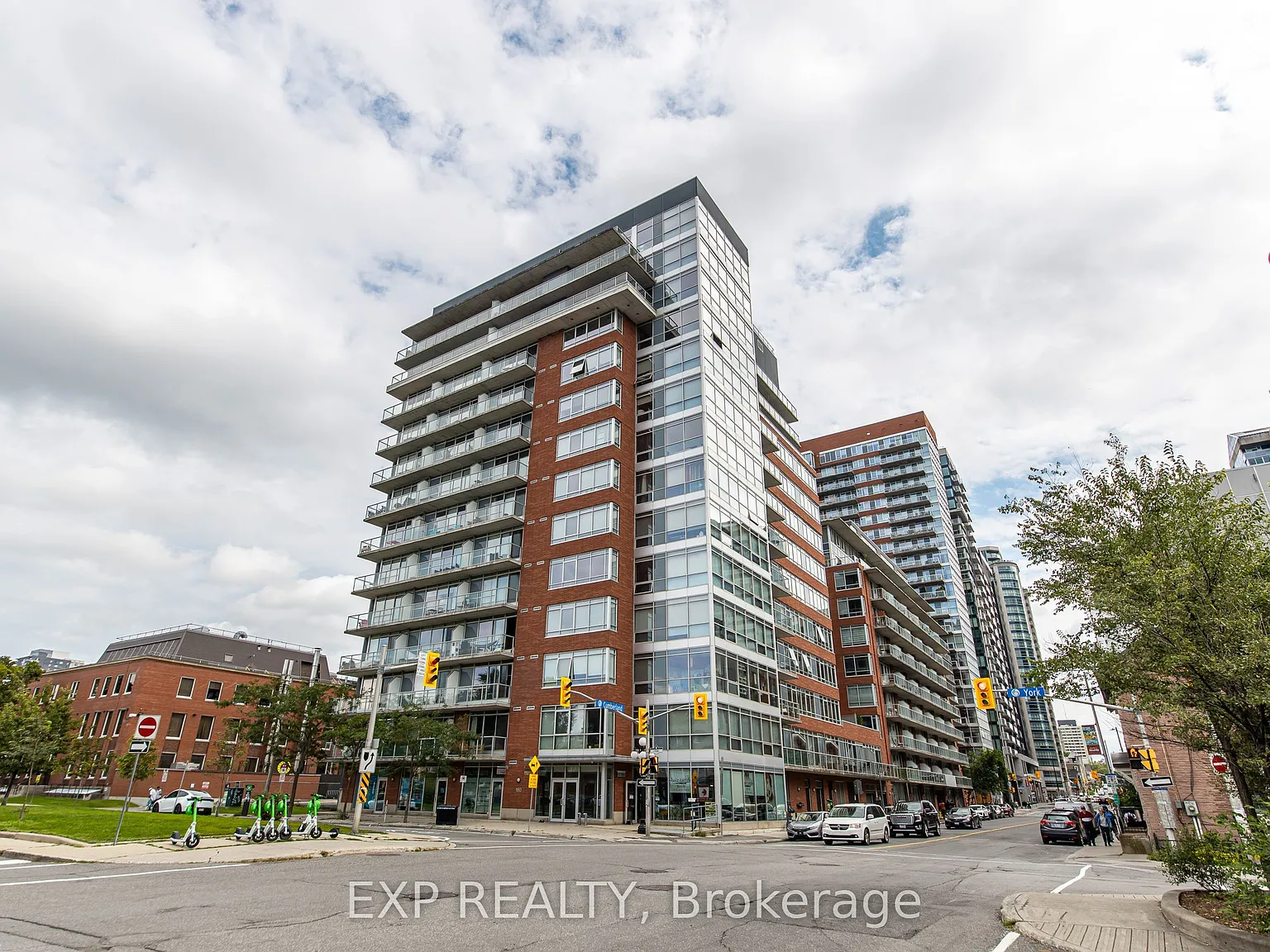 1 bed, $1,700 — Photo 1