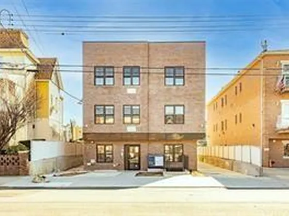 1654 84th St #1C, Brooklyn, NY 11214