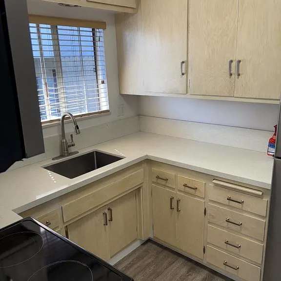 521 E Arrellaga St #1 — Photo 3