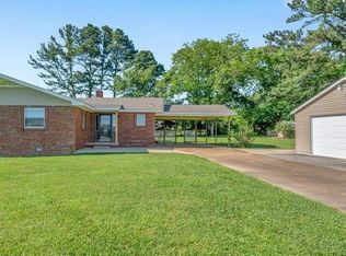 21233 Bean Rd W, Athens, AL 35614