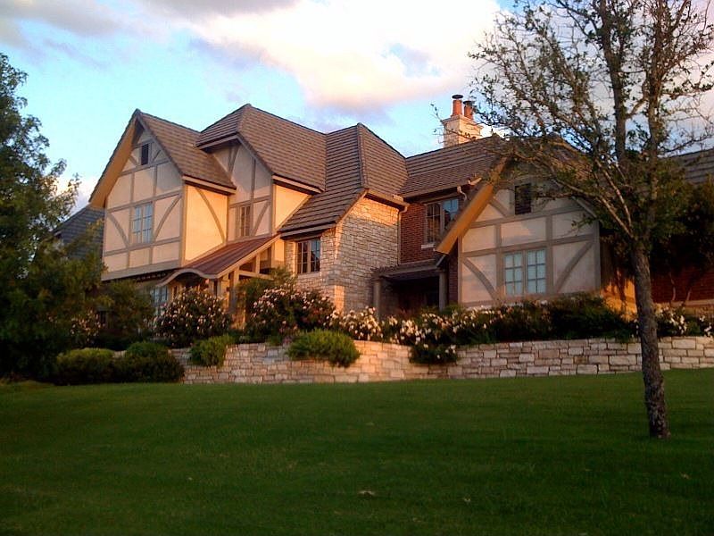 1st image of 6816 Lahontan Dr