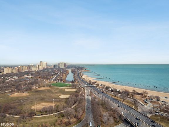 3rd image of 1550 N Lake Shore Dr APT 30E
