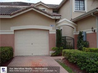 3821 Tree Top Dr, Fort Lauderdale, FL 33332