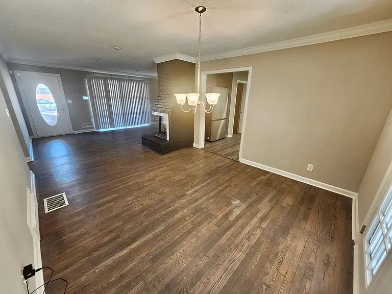 3415 Hyland Dr — Photo 5