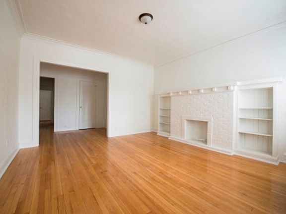 5th image of 7956 S Aberdeen St #1110-3