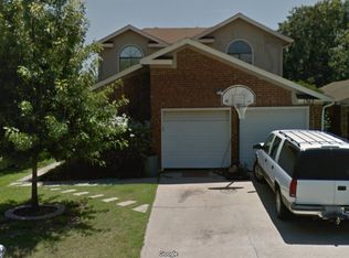 1362 Chinaberry Dr, Lewisville, TX 75077