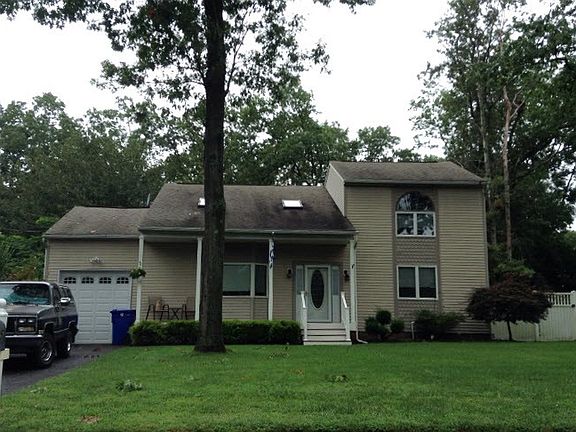 2nd image of 45 Cedarwood Dr