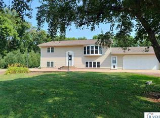78772 290th St, Madelia, MN 56062