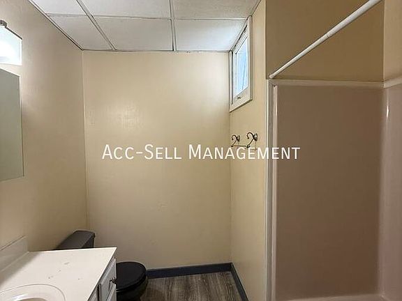 3rd image of 436 Carrier St NE #1