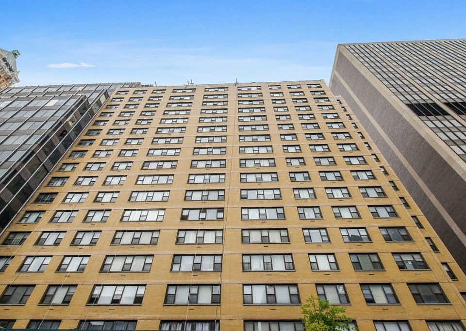 2nd image of 85 Livingston St APT 12G