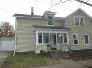 506 Sycamore St, La Porte City, IA 50651