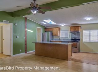 8343 NE Fremont St, Portland, OR 97220