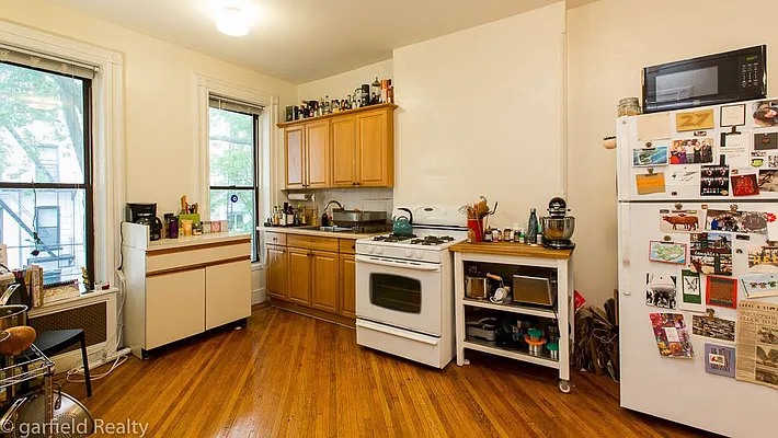 Rented by Garfield Realty  | media 10