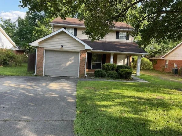 202 Barrow Ct, Raeford, NC 28376