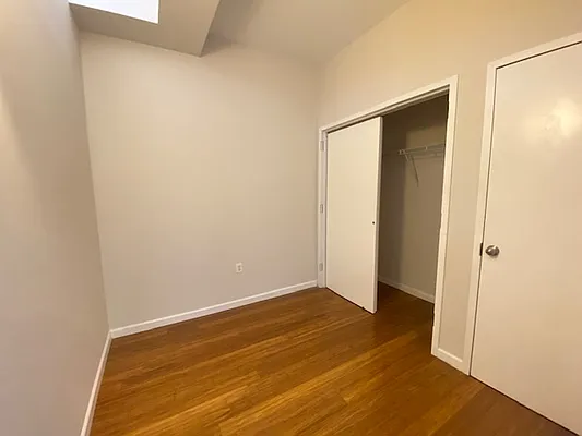 Rented by REAL New York | media 16