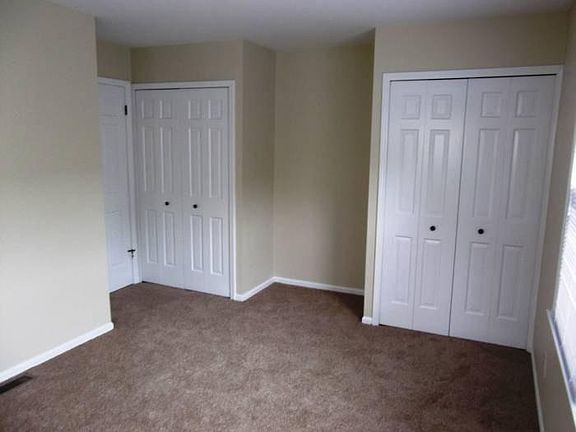 2nd image of 418 Oakdale St