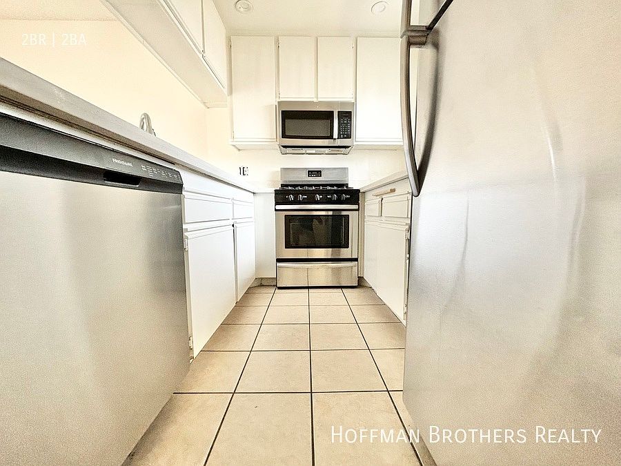 1st image of 868 S Kingsley Dr #201A