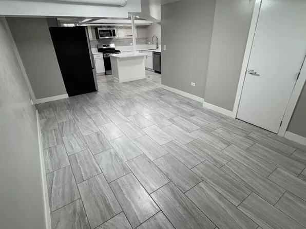 4207 N Linder Ave #B, Chicago, IL 60641