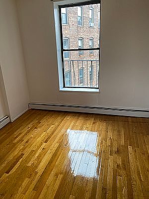 1st image of 729 Washington Ave #3