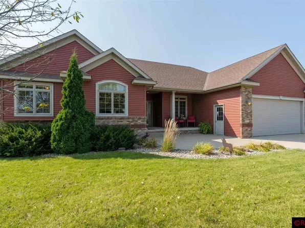 112 Jacob Dr, Mankato, MN 56001