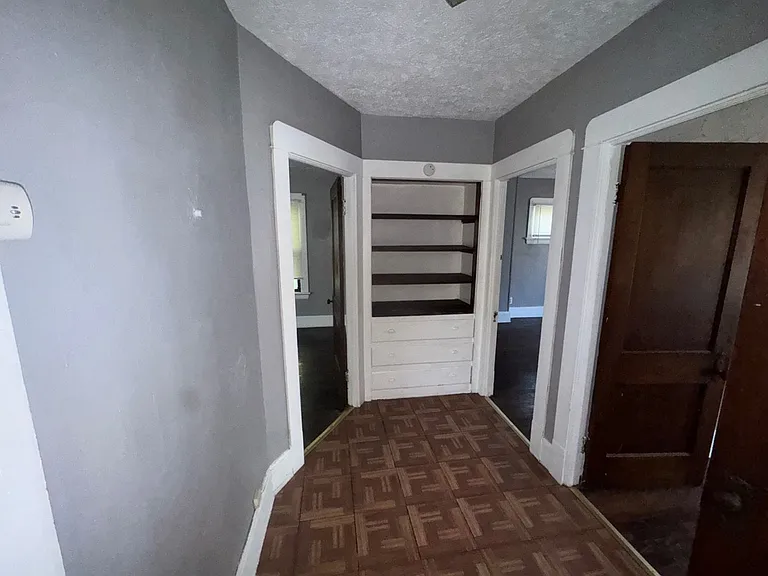 10006 Pierpont Ave — Photo 35