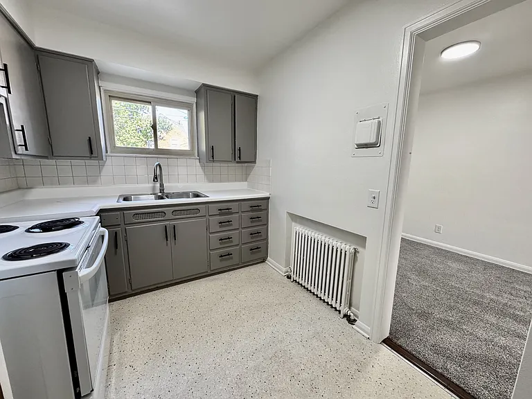3534 Bowen Rd #1 — Photo 7