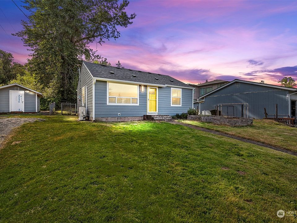 1st image of 17317 51st Avenue S