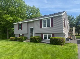 28 Kolbe Drive, Waterboro, ME 04087