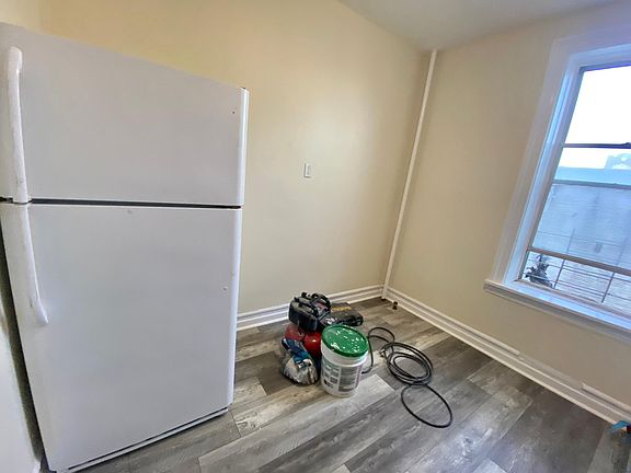 3rd image of 6423 11th Ave #B2