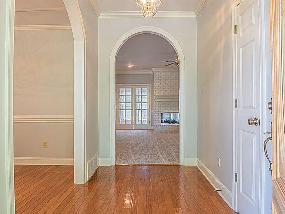 2nd image of 3415 Clay Pond Dr