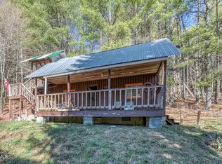 240 Phil Arnett Rd, Roan Mountain, TN 37687
