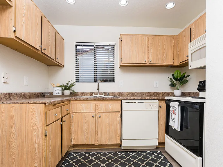 Woodbend Apartments — Photo 46