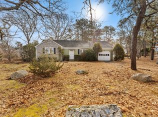 15 Hillside Dr, South Dennis, MA 02660