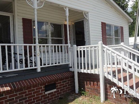 2nd image of 710 Whittle St