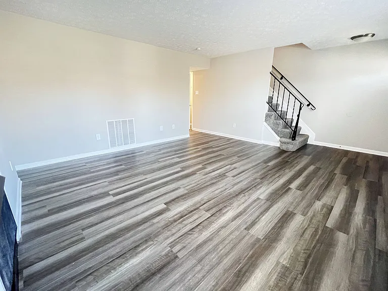 Revere Village Apartments — Photo 60