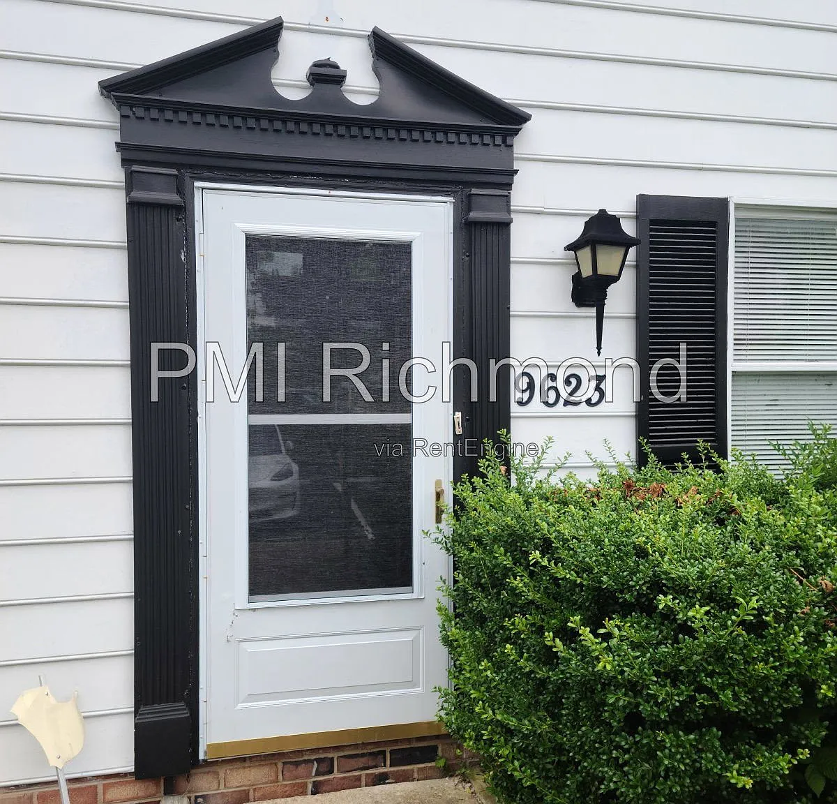 3 bed, 1.5 bath, 1280 sqft, $1,900 — Photo 2