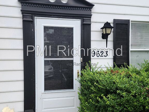 2nd image of 9623 Greenmeadow Cir