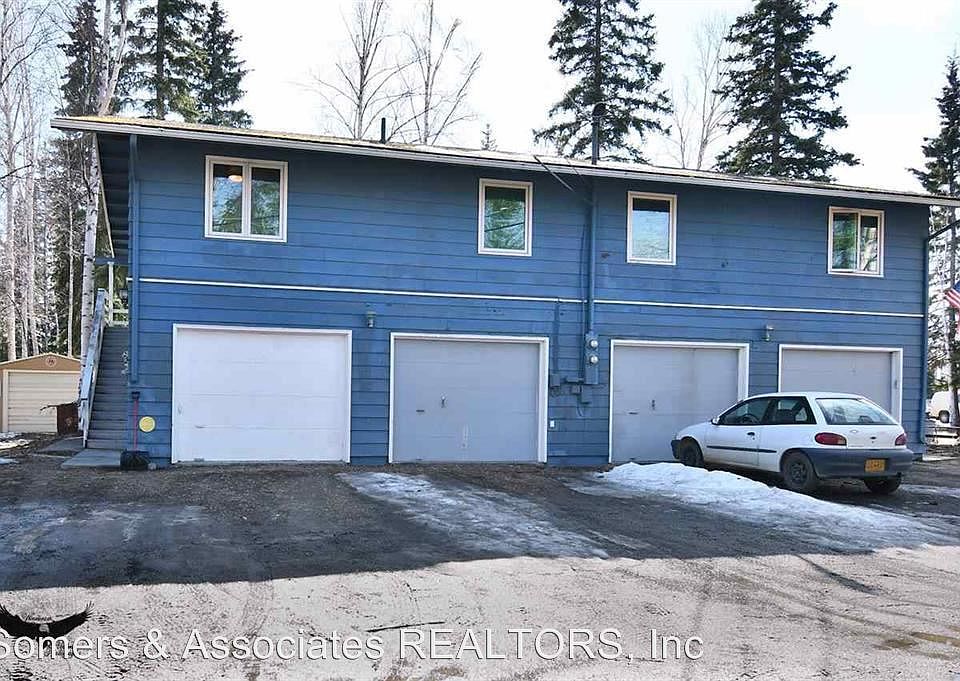 1st image of 220 Haines Ave #1