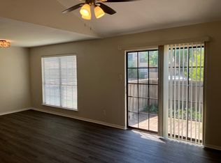 330 W Harwood Rd APT B, Hurst, TX 76054