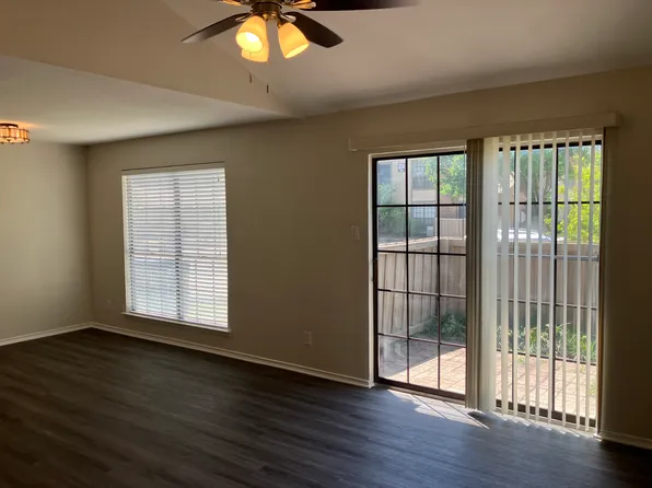 330 W Harwood Rd APT B, Hurst, TX 76054
