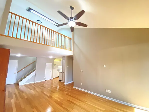 2025 East Greenwich AVENUE #313, Milwaukee, WI 53211