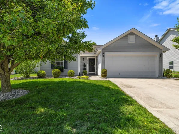 15119 Smarty Jones Dr, Noblesville, IN 46060