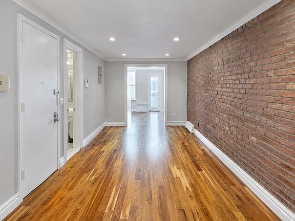 4th image of 521 E 5th St #R3a