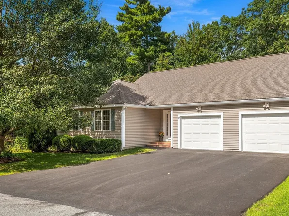 39 Forrest Street, Hampstead, NH 03826